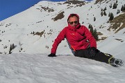 13 Sulla cimetta panoramica sui Piani, alle mie spalle il Monte Avaro